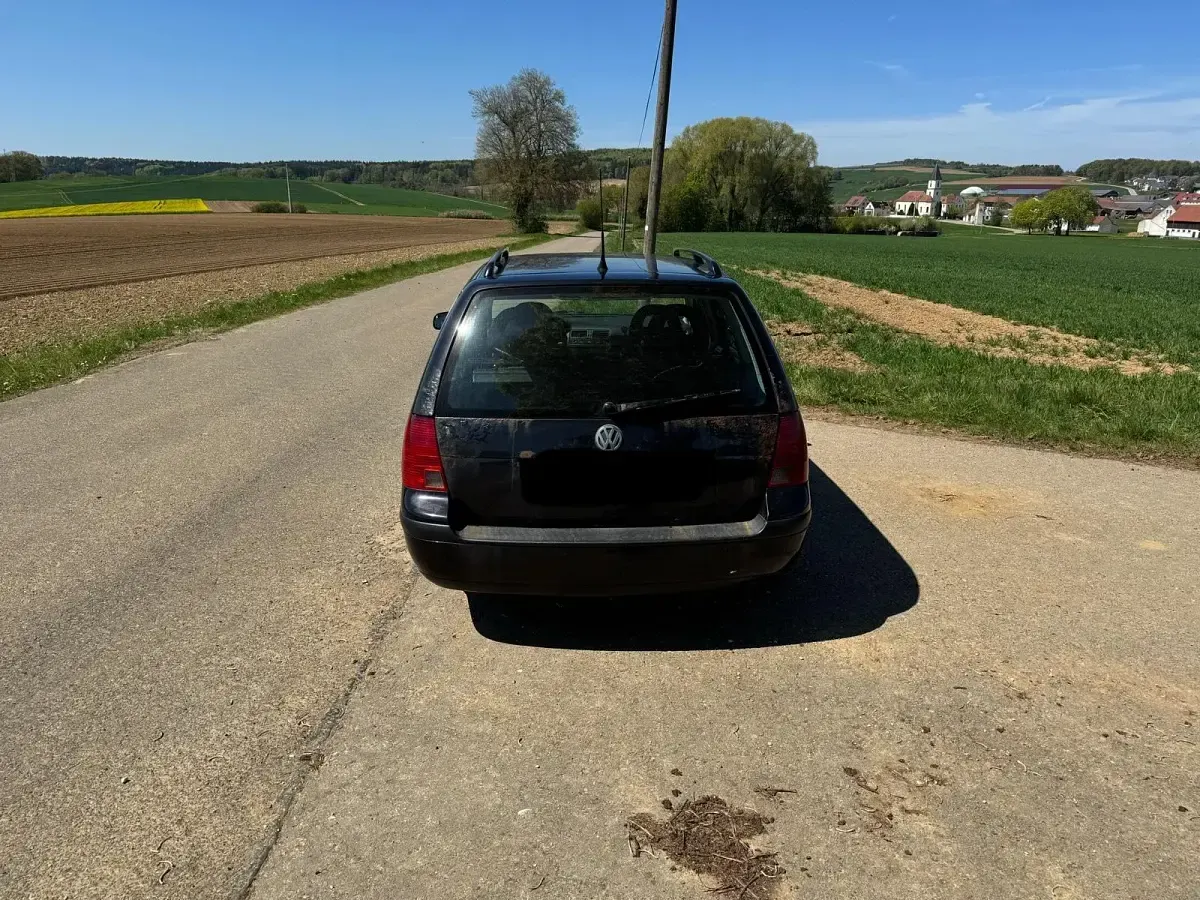 Gebraucht VW Bora Edition 131 PS (96 kW) 2002 Schwarz Kombi
