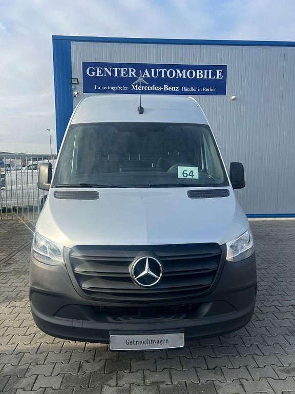 Gebraucht Mercedes Sprinter 150 PS (110 kW) 2021 9775 lackfarbe iridiumsilber m Van
