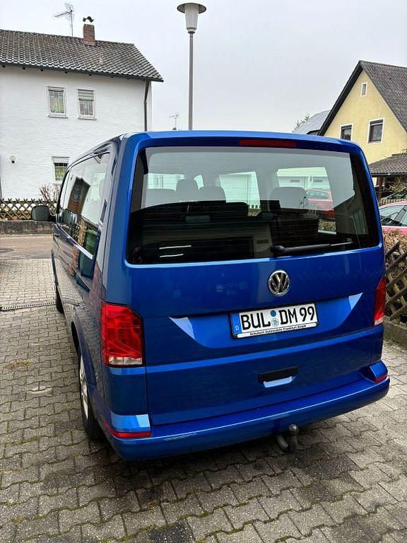 Usata VW Multivan 150 CV (110 kW) 2021 Blu Monovolume