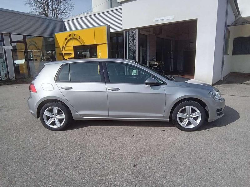 Gebraucht VW Golf VII Comfortline 86 PS (63 kW) 2014 Tungsten silver metallic Kleinwagen