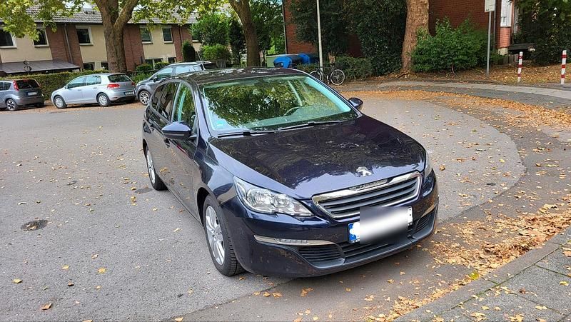 Blau Gebraucht 2015 Peugeot 308 SW Active Kombi | 6.300 € - Bild 1/4