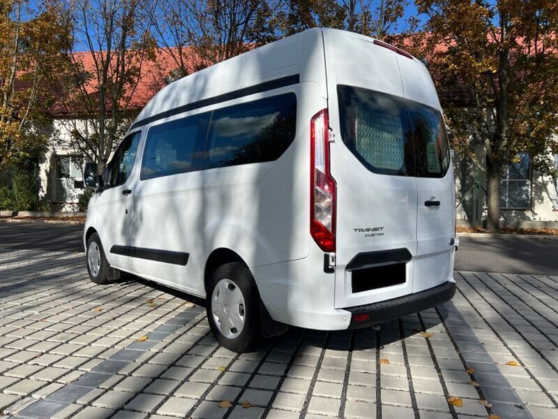 Gebraucht Ford Transit Tourneo 105 PS (77 kW) 2021 Weiß Van / Kleinbus