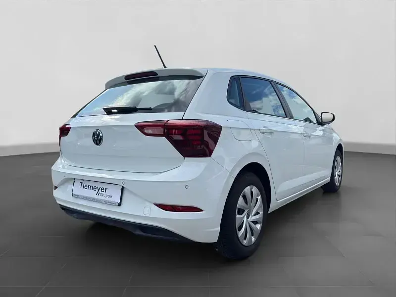 Gebraucht VW Polo Basis 80 PS (58 kW) 2022 Weiß Kleinwagen