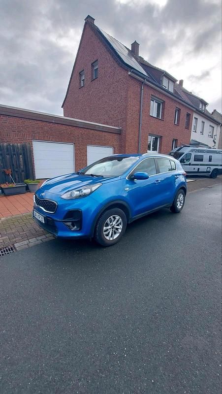 Blau Gebraucht 2019 Kia Sportage SUV | 13.500 € (Superpreis) - Bild 1/4