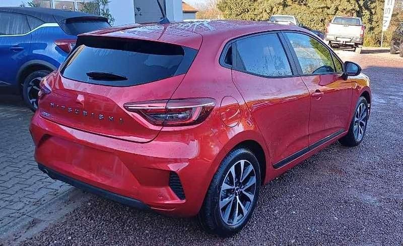 Gebraucht Mitsubishi Colt Plus 67 PS (49 kW) 2025 Aurorarot Kleinwagen