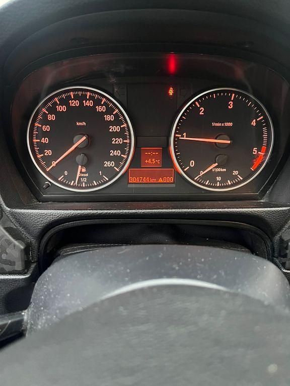 Gebraucht BMW 320 177 PS (130 kW) 2007 Silber Kombi