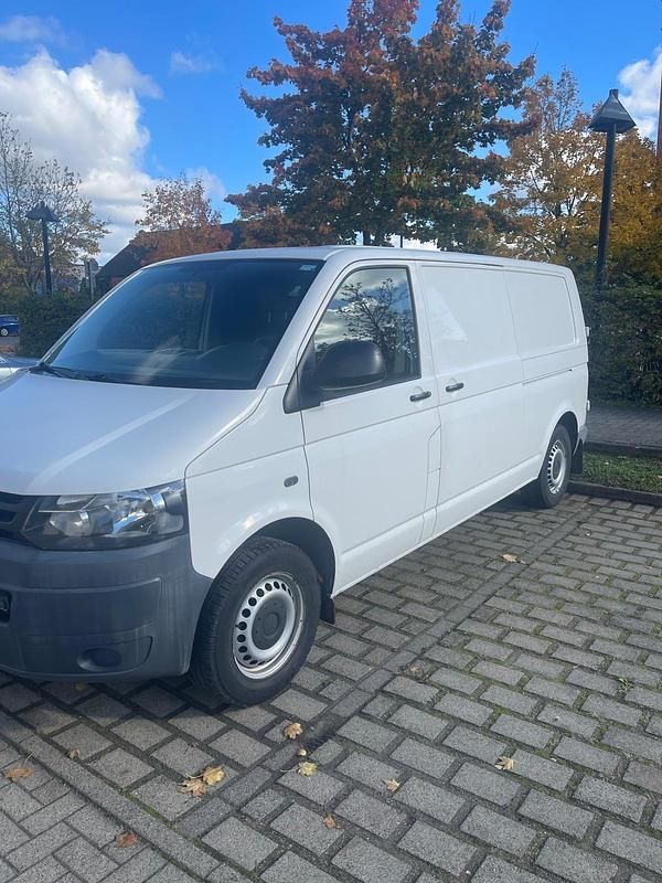 Weiß Gebraucht 2013 VW T5 Van | 12.500 € - Bild 1/4