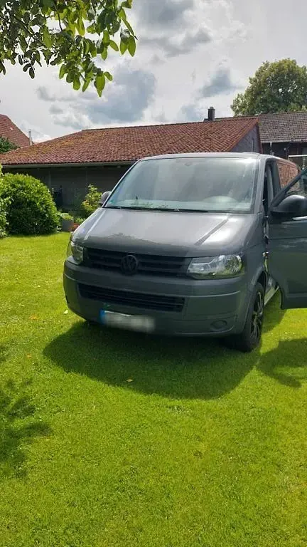 Gebraucht VW Caravelle 179 PS (131 kW) 2012 Grau Van
