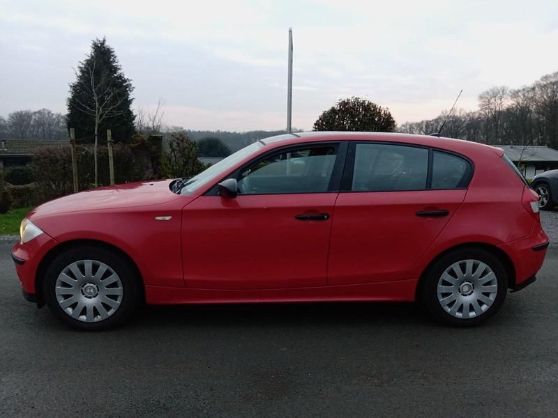Gebraucht BMW 116 116 PS (85 kW) 2006 Rot Kleinwagen