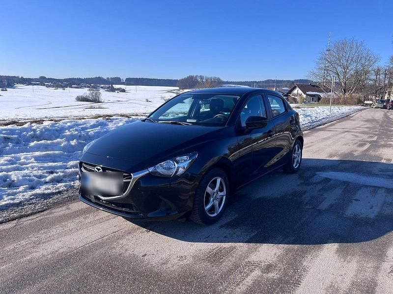 Schwarz Gebraucht 2016 Mazda 2 Prime-Line Kleinwagen | 6.750 € (Superpreis) - Bild 1/4