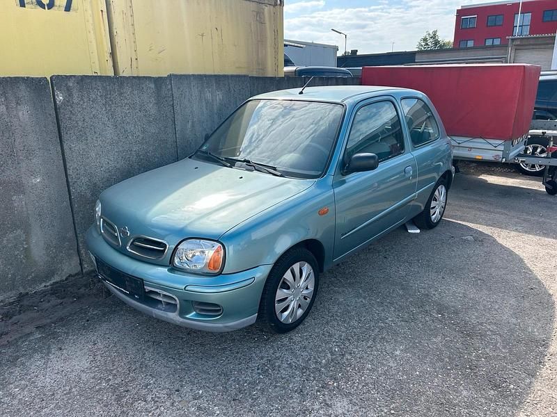 Blau Gebraucht 2002 Nissan Micra Kleinwagen | 2.200 € (Teuer) - Bild 1/4