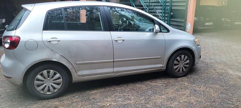 Silber Gebraucht 2011 VW Golf Plus Highline Van / Kleinbus | 3.300 € (Superpreis) - Bild 1/4