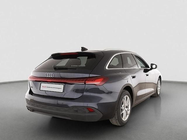 Second-hand Audi A5 204 CP (150 kW) 2025 Albastru Break