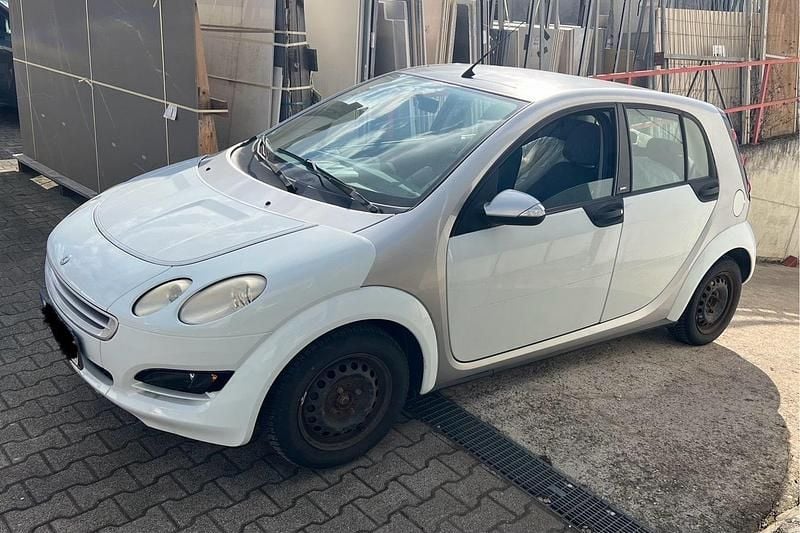 Weiß Gebraucht 2005 Smart ForFour Brabus Limousine | 1.990 € (Guter Preis) - Bild 1/4