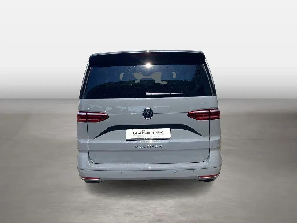 Gebraucht VW Multivan Goal 150 PS (110 kW) 2025 Grau Van / Kleinbus