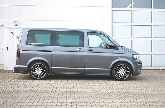 Gebraucht VW Multivan Highline 212 PS (155 kW) 2011 Grau metallic Van