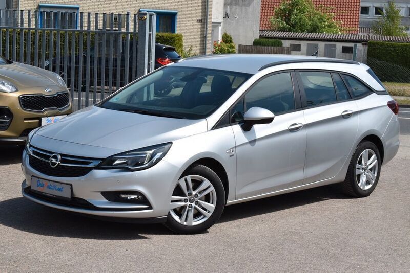 Silber Gebraucht 2019 Opel Astra Kombi | 8.990 € (Superpreis) - Bild 1/4