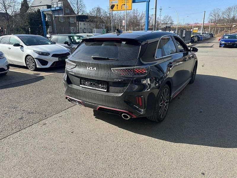 Gebraucht Kia Ceed GT GT 204 PS (150 kW) 2022 Zilinaschwarz met. Limousine