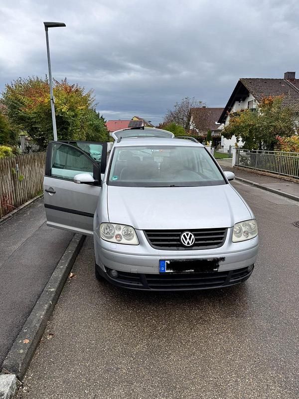 Silber Gebraucht 2003 VW Touran Van / Kleinbus | 900 € (Superpreis) - Bild 1/4