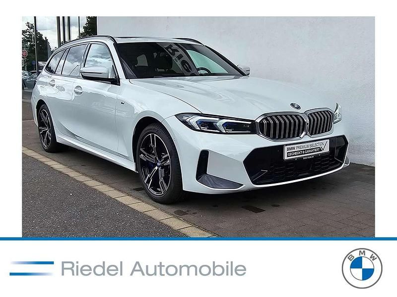 Alpinweiß uni Gebraucht 2024 BMW 330e M Sport Kombi | 47.790 € (Etwas zu teuer) - Bild 1/3
