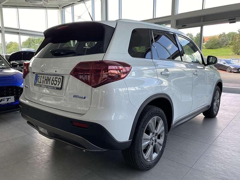Gebraucht Suzuki Vitara Comfort 129 PS (94 kW) 2024 Weiß SUV