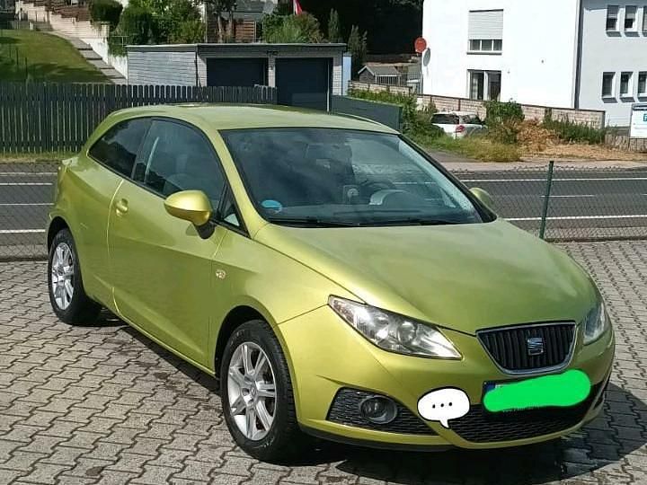 Grün Gebraucht 2009 Seat Ibiza Limousine | 1.850 € (Guter Preis) - Bild 1/4