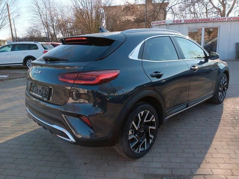 Neu Kia XCeed Spirit 140 PS (102 kW) 2025 Grau SUV