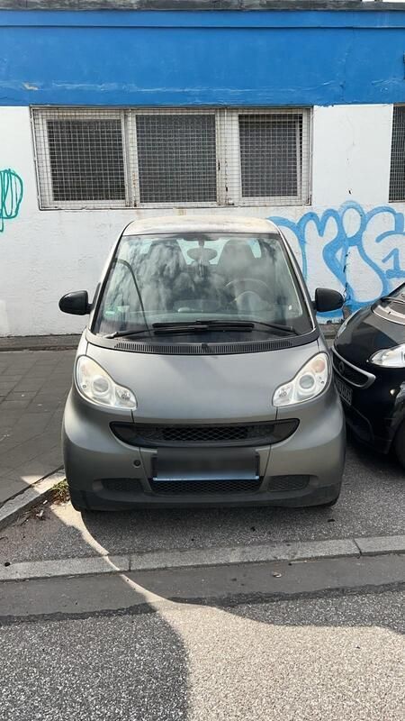 Grau Gebraucht 2007 Smart ForTwo Coupé Coupé | 3.500 € (Fairer Preis) - Bild 1/4