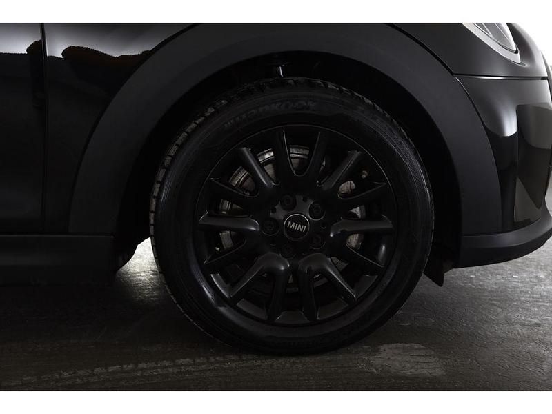 Gebraucht Mini ONE 102 PS (75 kW) 2022 Schwarz Kleinwagen