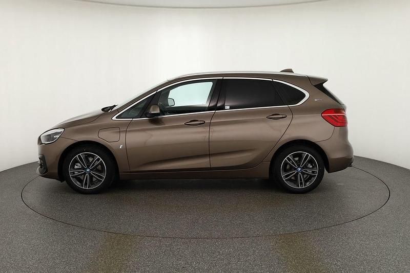 Gebraucht BMW 225 Active Tourer Sport Line 224 PS (164 kW) 2018 Braun Van / Kleinbus