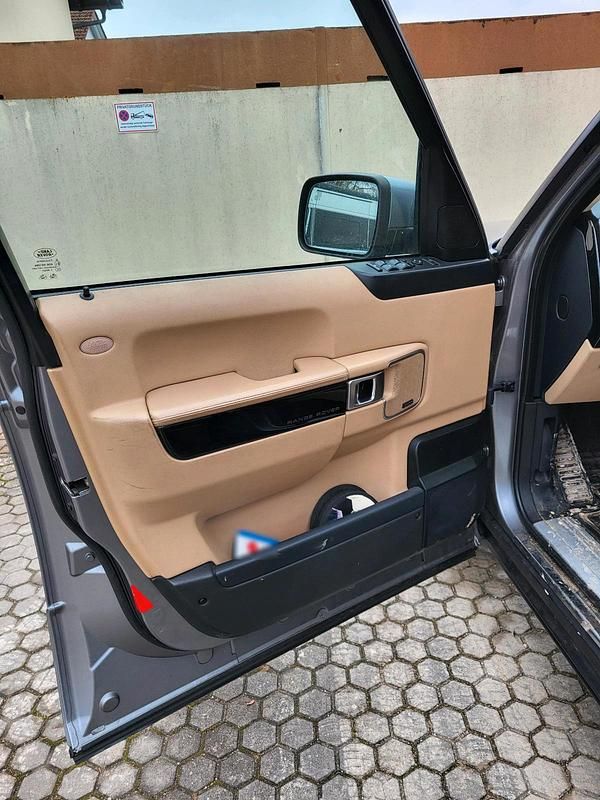 Gebraucht Land Rover Range Rover Vogue 313 PS (230 kW) 2011 Grau SUV