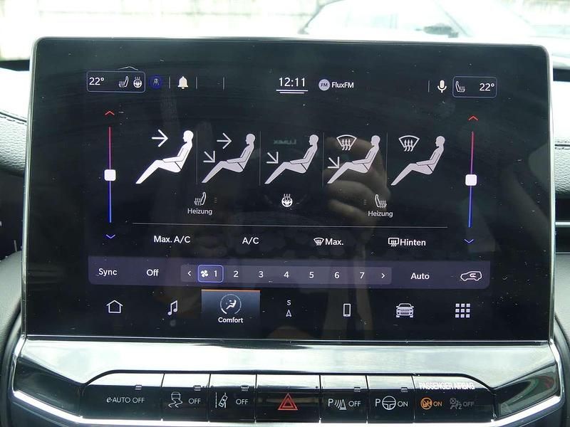 Gebraucht Jeep Compass 131 PS (96 kW) 2023 Silber SUV