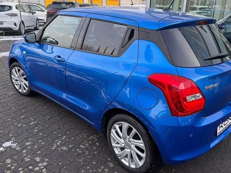 Gebraucht Suzuki Swift Comfort 83 PS (61 kW) 2023 Blau Kleinwagen