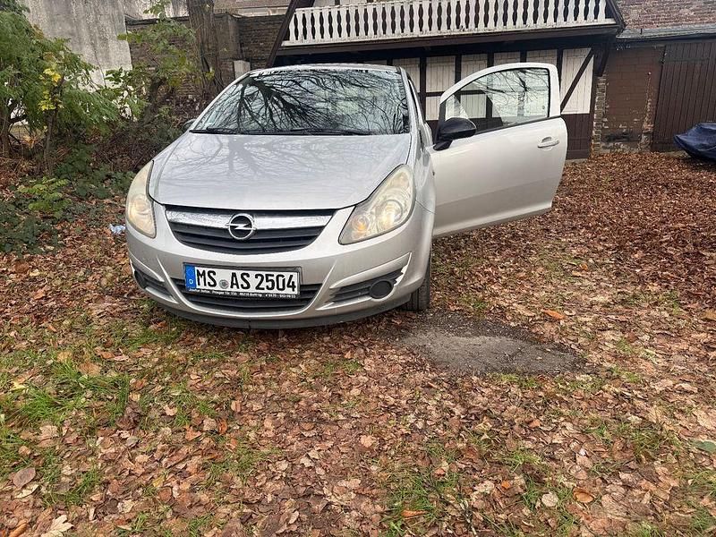 Gebraucht Opel Corsa 80 PS (58 kW) 2008 Silber Limousine