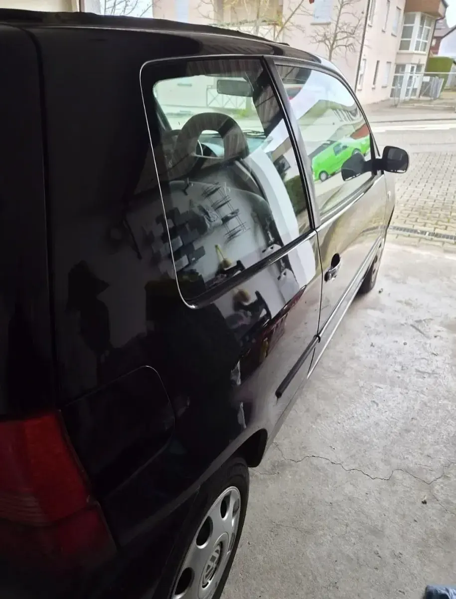 Gebraucht VW Lupo 50 PS (36 kW) 2001 Schwarz Kleinwagen