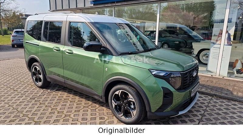 Neu Ford Tourneo Courier Active 125 PS (91 kW) 2026 Grün Van / Kleinbus