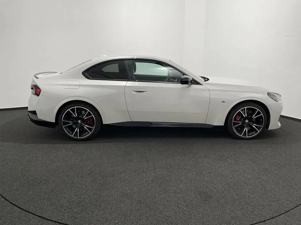 Gebraucht BMW M240i M Sport 374 PS (275 kW) 2024 Weiß Coupé