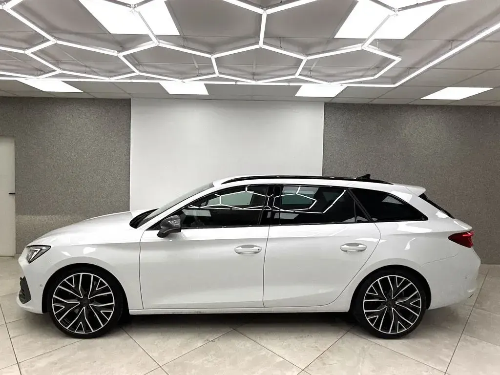 Gebraucht Cupra Leon VZ 245 PS (180 kW) 2024 Weiß Limousine