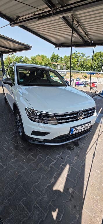 Weiß Gebraucht 2019 VW Tiguan Allspace Trendline SUV | 19.000 € (Fairer Preis) - Bild 1/4