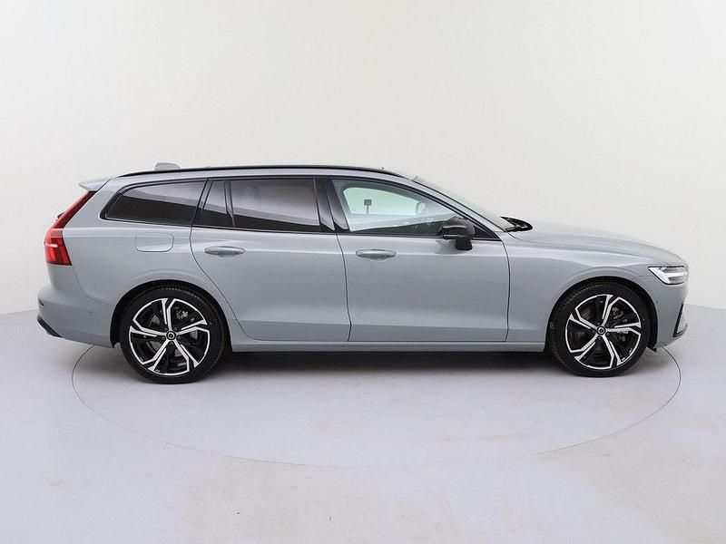 Gebraucht Volvo V60 Ultra 455 PS (334 kW) 2025 Grau Kombi
