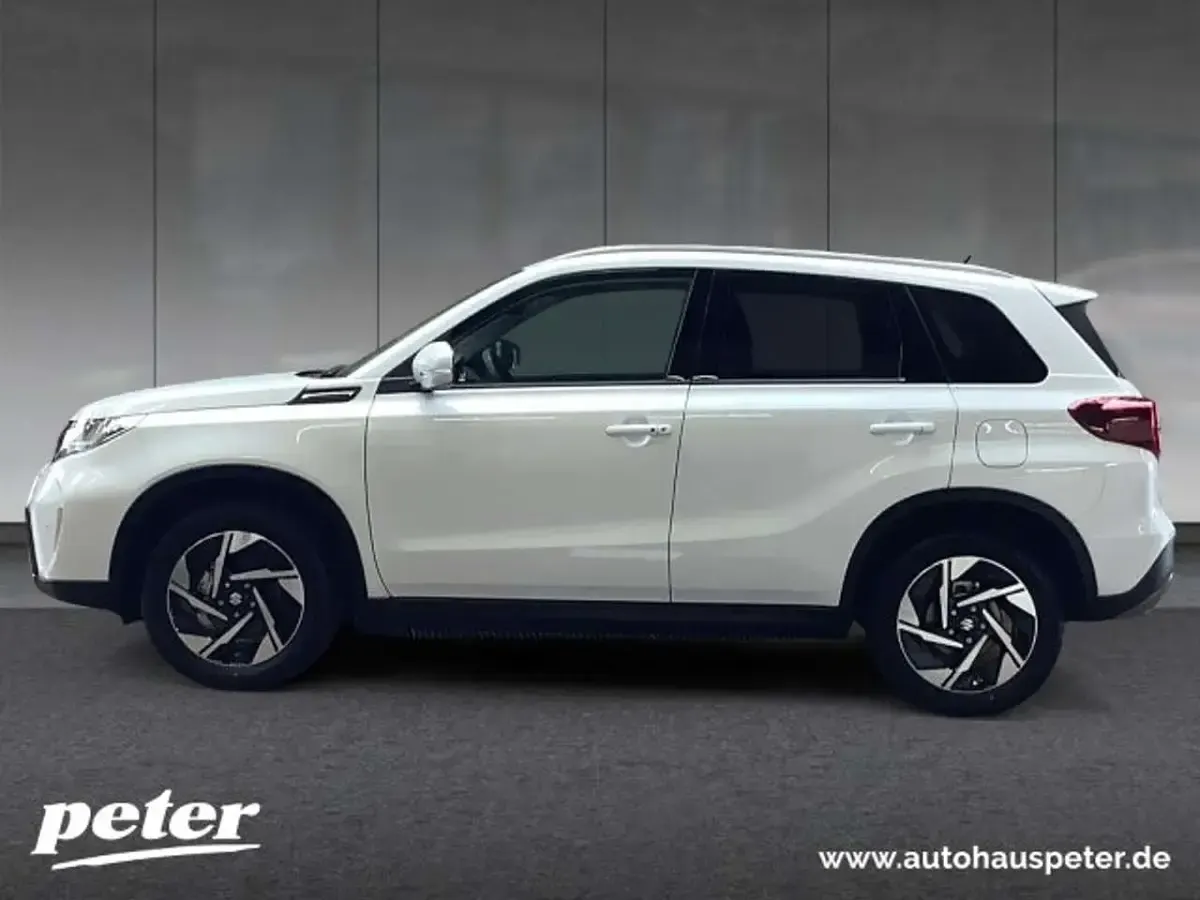 Neu Suzuki Vitara Comfort+ 116 PS (85 kW) 2025 Weiß SUV