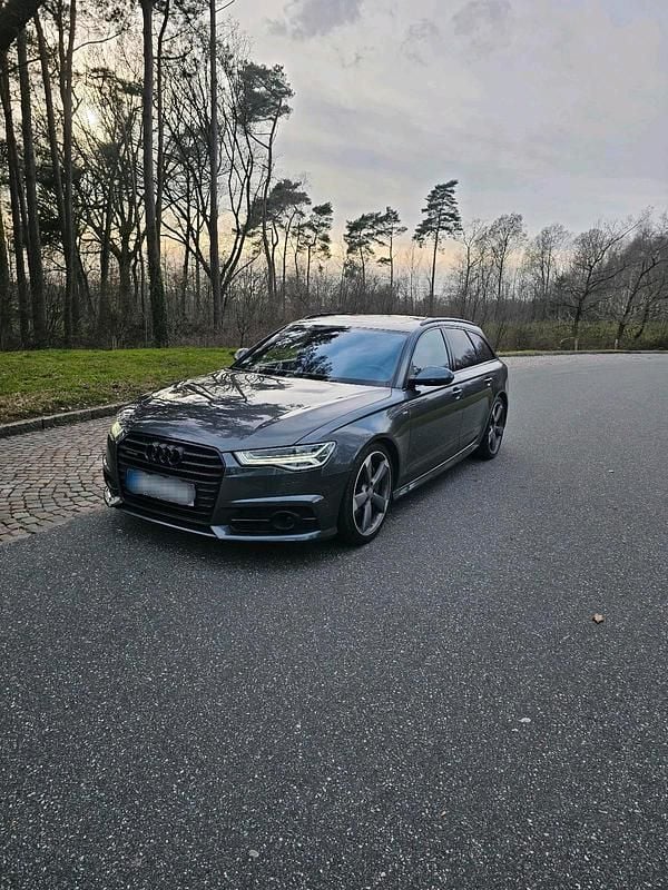 Gebraucht Audi 200 S-Line 272 PS (200 kW) 2015 Grau Kombi