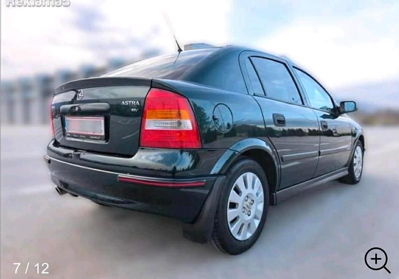 Gebraucht Opel Astra 75 PS (55 kW) 1999 Grün Kleinwagen
