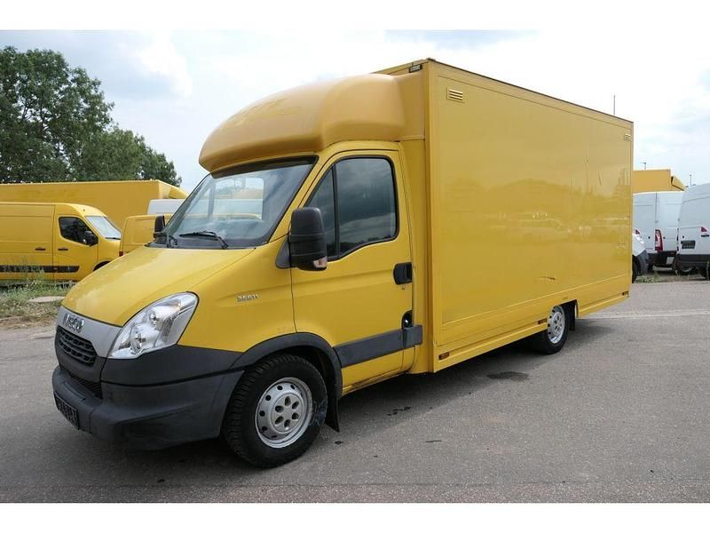 Gelb Gebraucht 2012 Iveco Daily Van | 8.092 € (Fairer Preis) - Bild 1/4