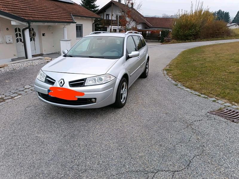 Gebraucht Renault Mégane GrandTour 105 PS (77 kW) 2008 Grau Kombi