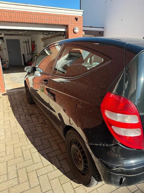 Second-hand Mercedes A160 2008 Negru Hatchback