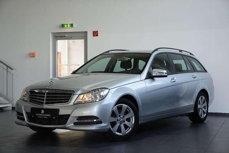 Iridiumsilber lack Gebraucht 2013 Mercedes C220 Kombi | 7.990 € (Guter Preis) - Bild 1/4