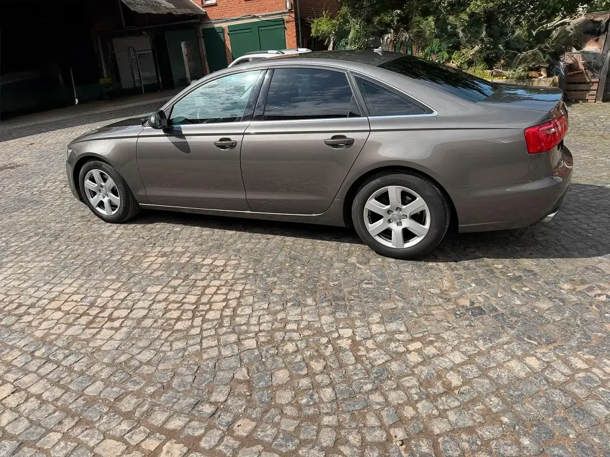 Gebraucht Audi A6 204 PS (150 kW) 2011 Beige Limousine
