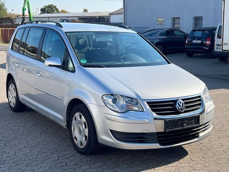 Silber Gebraucht 2007 VW Touran Van / Kleinbus | 2.450 € (Guter Preis) - Bild 1/4