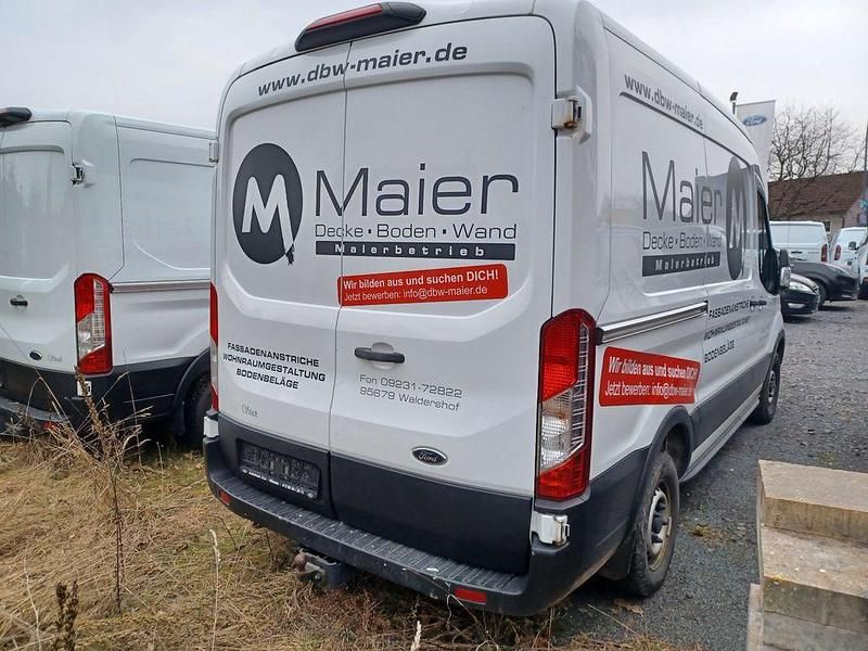 Gebraucht Ford Transit Trend 105 PS (77 kW) 2020 Weiß Van / Kleinbus